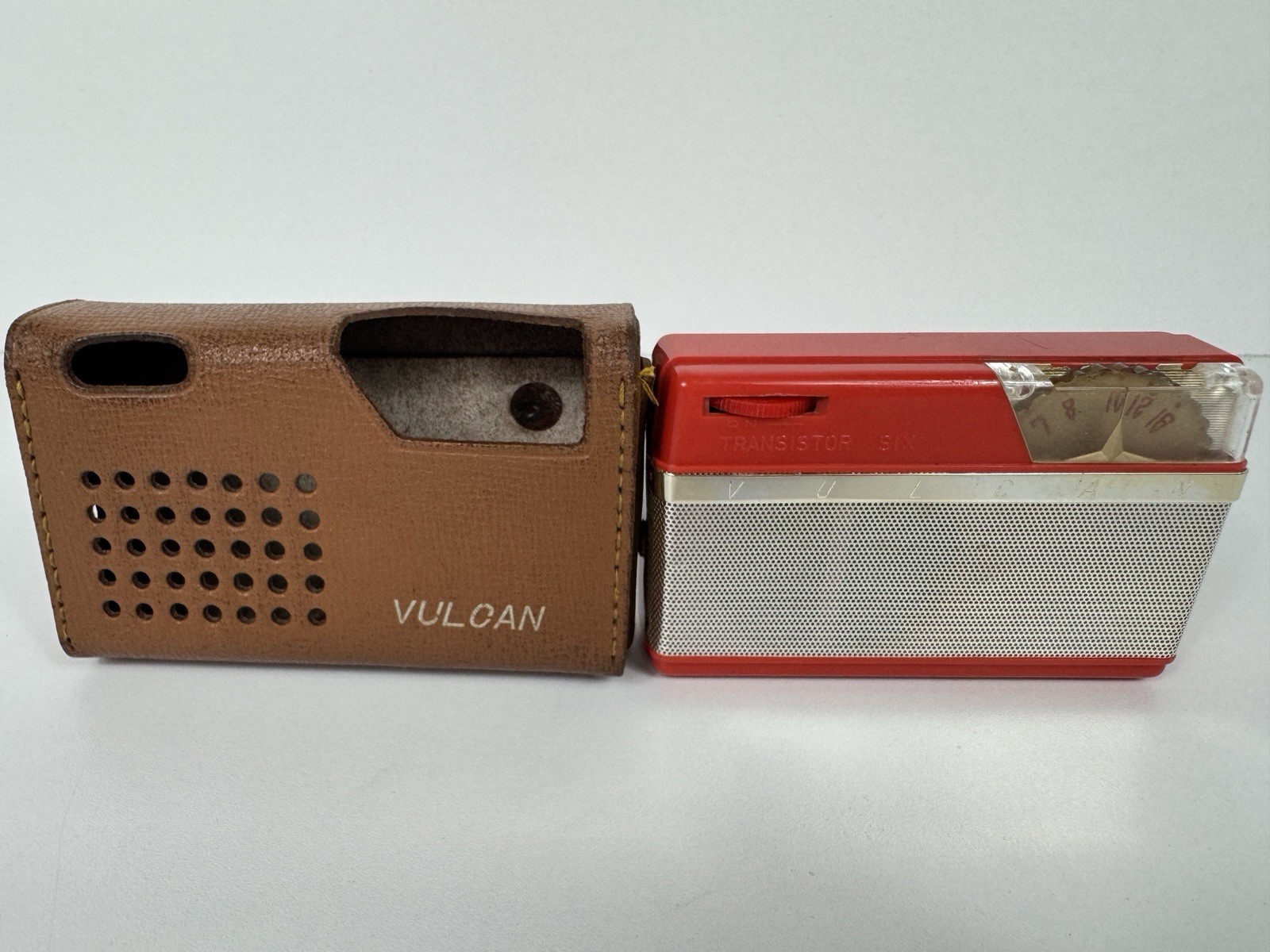 Rare Vintage Vulcan 6T-160 Red 6-Transistor AM Pocket Radio Japan Case Works