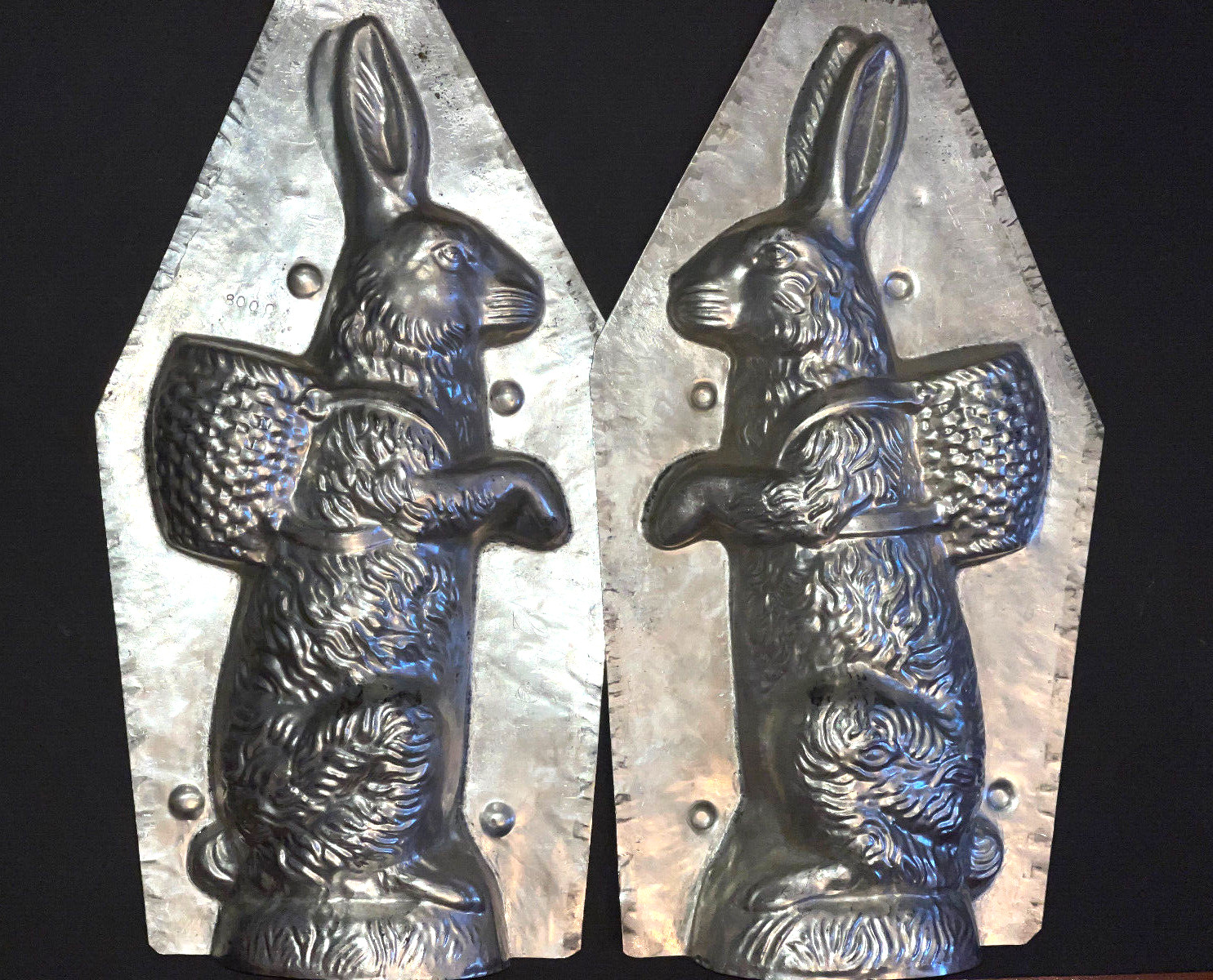 ANTIQUE VINTAGE RABBIT SITTING UP. 1925. EPPELSHEIMER N.Y. #8000. 18 1/2 ANTIQUE VINTAGE RABBIT SITTING UP. 1925. EPPELSHEIMER N.Y. #8000. 18 1/2