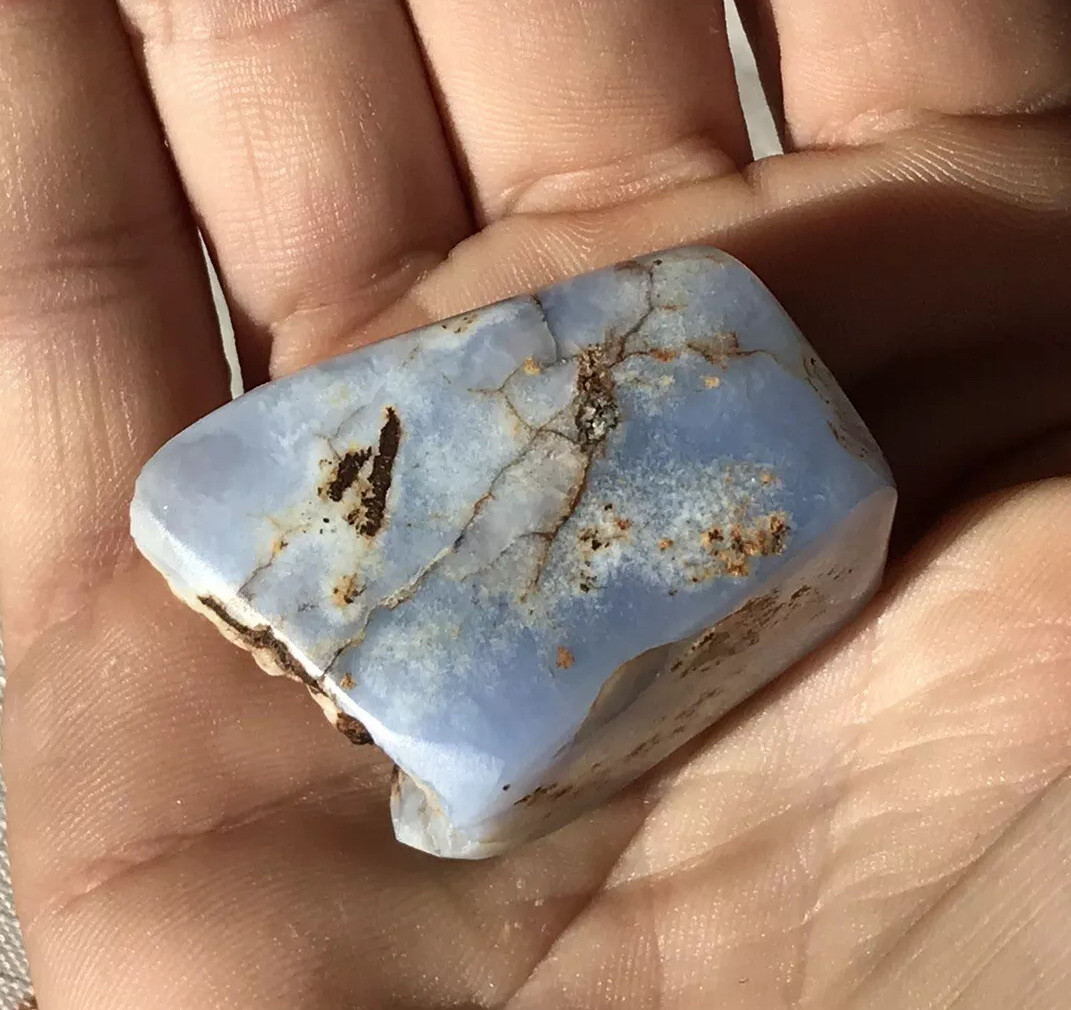 Ellensburg Blue Agate 178.8 Carats Very Rare Gemstone Mineral Specimen Carnelian
