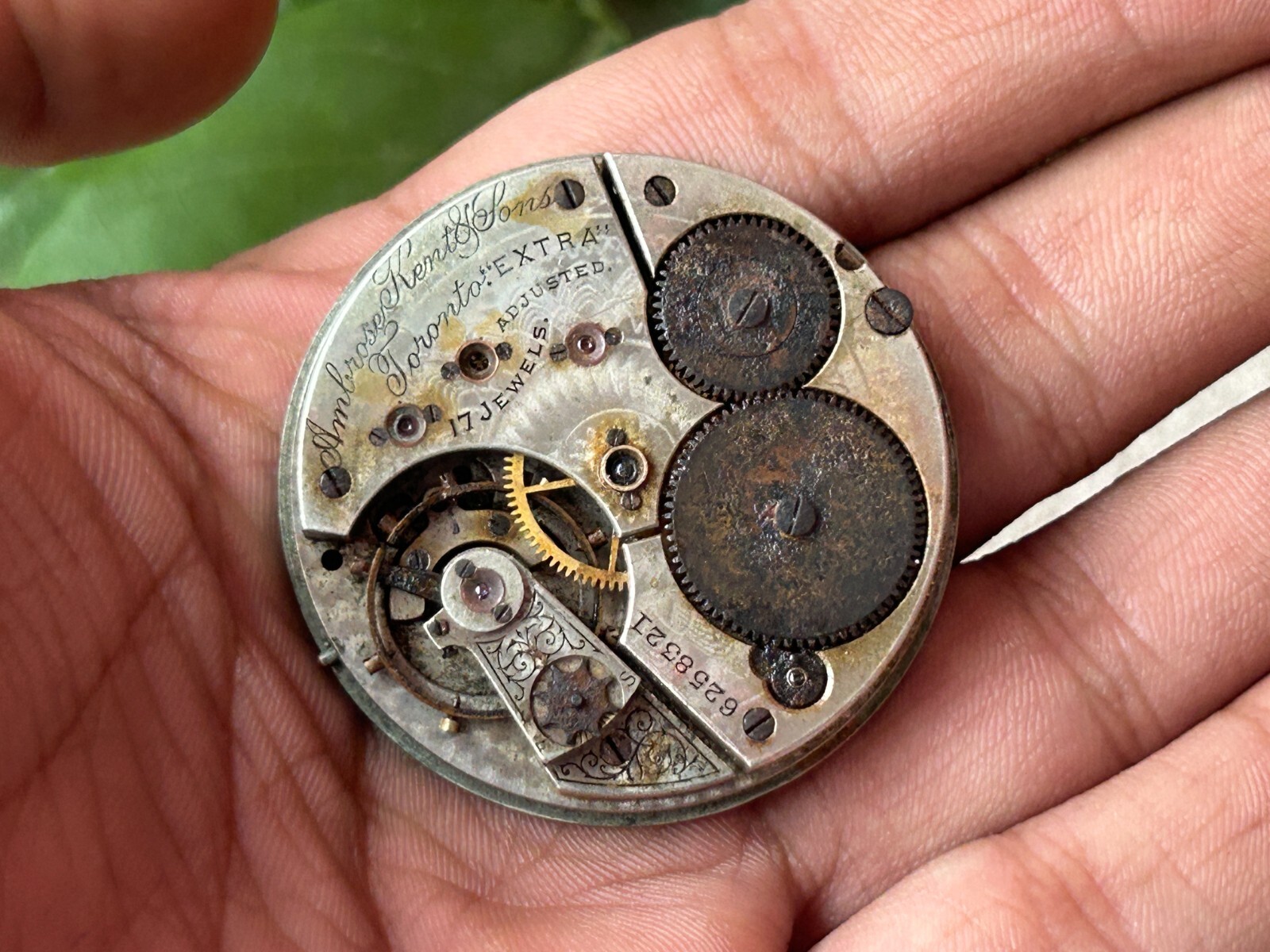 VINTAGE OLD AMBROSE & SONS TORONTO SPECIAL POCKET WATCH PARTS NO.6256321 VINTAGE OLD AMBROSE & SONS TORONTO SPECIAL POCKET WATCH PARTS NO.6256321