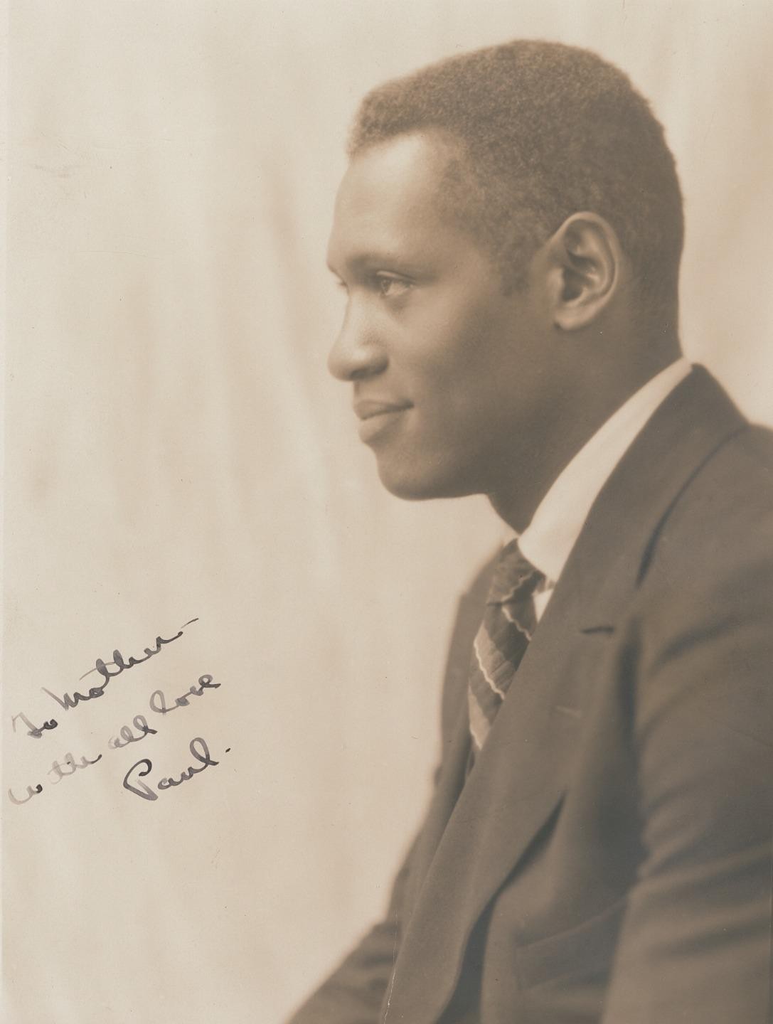 c. 1920's Paul Robeson SIGNED & Inscribed to Step-Mother Photo JSA CERTIFICATE c. 1920's Paul Robeson SIGNED & Inscribed to Step-Mother Photo JSA CERTIFICATE