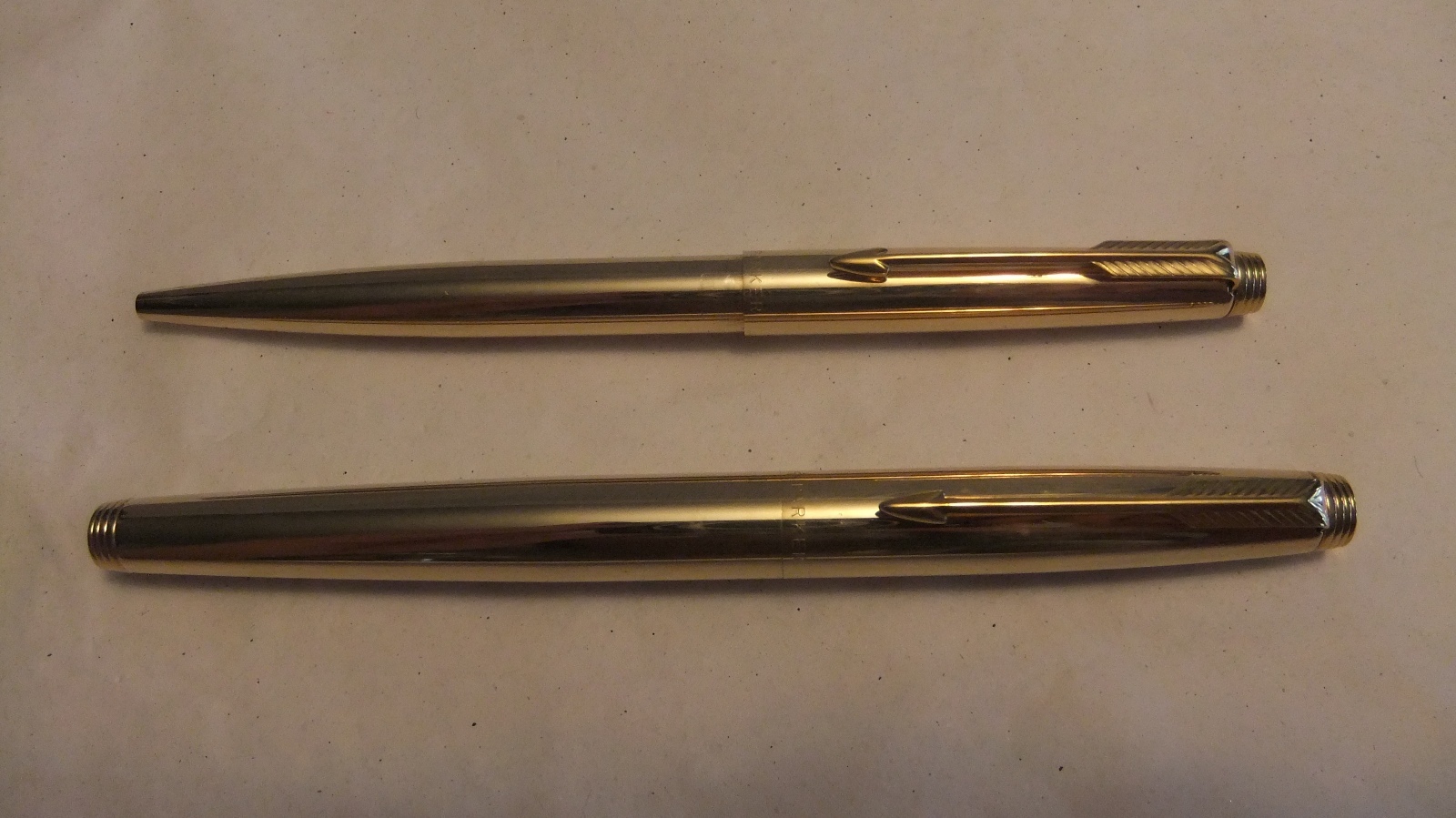 Parker 75 Presidential Set of 14K Gold Ballpoint & Fountain Pen MINT Rare Find Parker 75 Presidential Set of 14K Gold Ballpoint & Fountain Pen MINT Rare Find