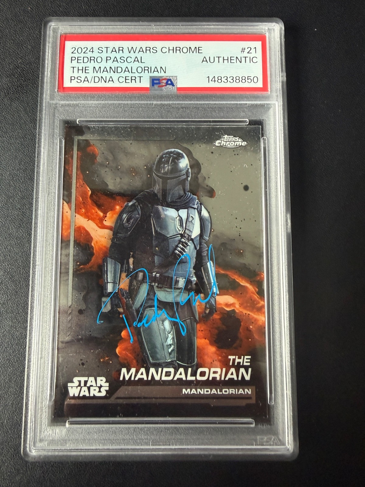 2024 Topps Chrome Star Wars – The Mandalorian Hand Signed by Pedro Pascal 2024 Topps Chrome Star Wars – The Mandalorian Hand Signed by Pedro Pascal